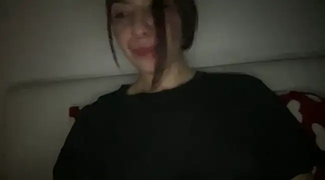 Snapshot of sarrah_rossy chatting on March 2025 01:10:02 AM sarrah rossy online show from March 2025 01:10:02 AM