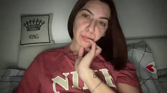 Snapshot of sarrah_rossy chatting on March 2025 10:45:02 PM sarrah rossy online show from March 2025 10:45:02 PM