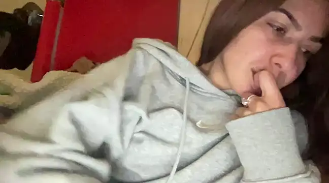 Snapshot of sarrah_rossy chatting on March 2025 07:15:02 PM sarrah rossy online show from March 2025 07:15:02 PM