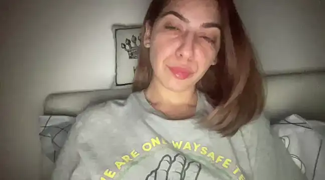 Snapshot of sarrah_rossy chatting on March 2025 11:37:02 PM sarrah rossy online show from March 2025 11:37:02 PM