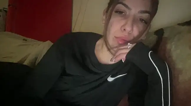 Snapshot of sarrah_rossy chatting on March 2025 07:16:01 PM sarrah rossy online show from March 2025 07:16:01 PM