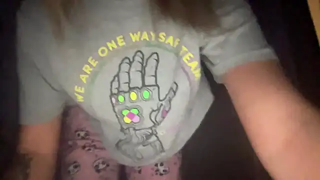 Snapshot of sarrah_rossy chatting on November 2025 09:48:01 PM sarrah rossy online show from November 2025 09:48:01 PM