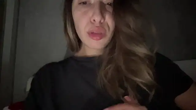 Snapshot of sarrah_rossy chatting on November 2025 11:25:02 PM sarrah rossy online show from November 2025 11:25:02 PM