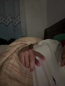 0W00GIGi online show from March 2025 01:40:01 PM