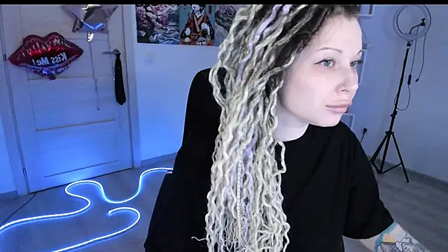 HoneySallyMoore online show from February 2026 11:15:02 AM