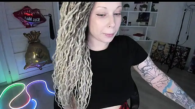 HoneySallyMoore online show from May 2026 08:29:01 PM