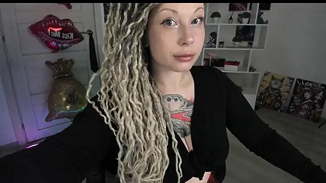 HoneySallyMoore online show from June 2026 07:34:02 PM