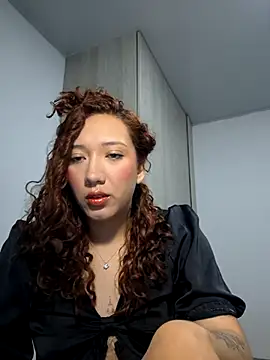 celeste1204 online show from February 2025 07:30:02 PM