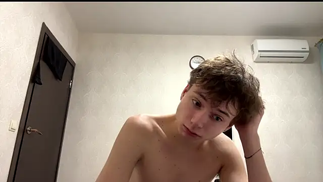 aronrodrigos online show from February 2025 01:09:01 AM