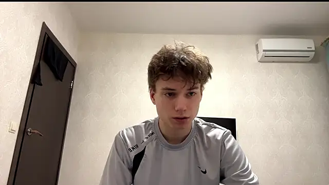 aronrodrigos online show from February 2025 07:13:01 PM