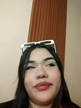 Snapshot of nikki_grey chatting on October 2025 09:52:01 PM nikki grey online show from October 2025 09:52:01 PM