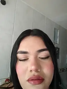 Snapshot of nikki_grey chatting on December 2025 09:08:02 PM nikki grey online show from December 2025 09:08:02 PM