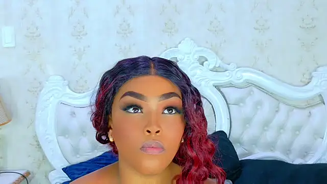 TianahGlow online show from November 2025 02:12:01 AM