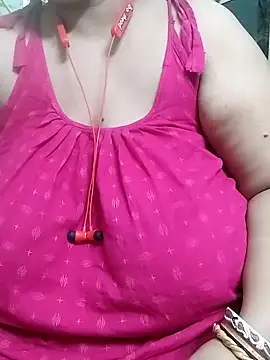 Snapshot of Lizza_boudi chatting on March 2025 01:22:01 AM Lizza boudi online show from March 2025 01:22:01 AM