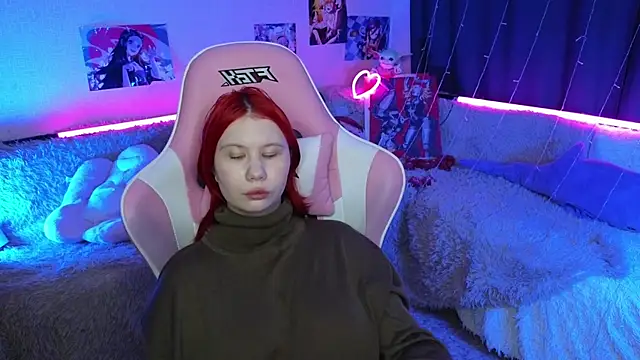 Little kitsune1707 online show from March 2025 02:32:01 AM