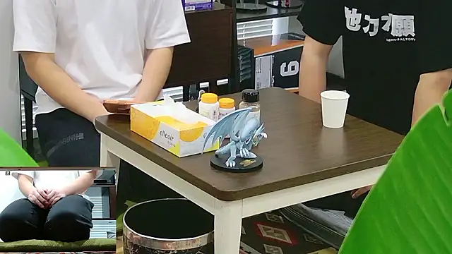 YARASERO-kun online show from February 2026 04:44:01 AM