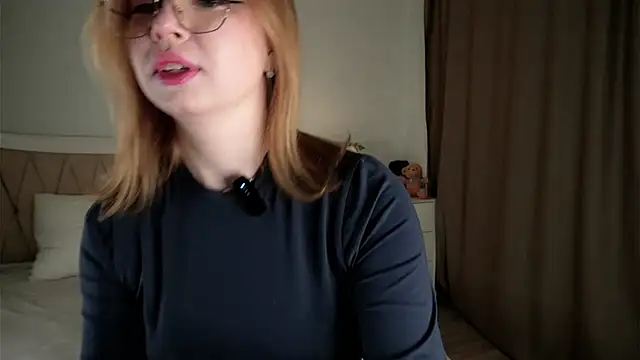 EdlaHames online show from February 2025 10:34:01 AM