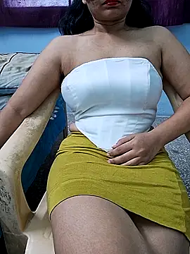 Snapshot of Jassi_Does chatting on February 2025 09:13:02 AM Jassi Does online show from February 2025 09:13:02 AM