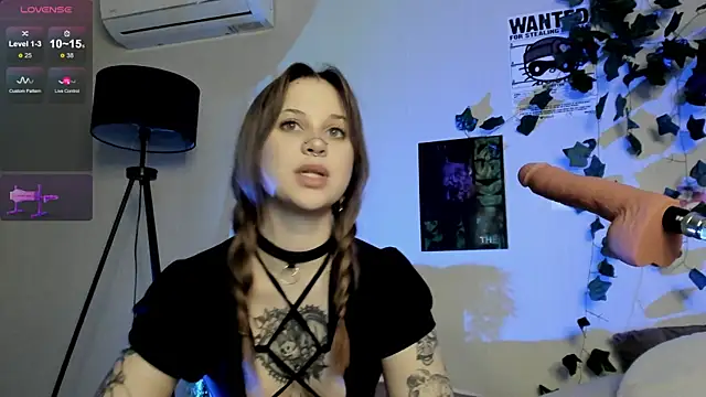 Snapshot of marynixoxo chatting on March 2025 06:06:02 AM marynixoxo online show from March 2025 06:06:02 AM