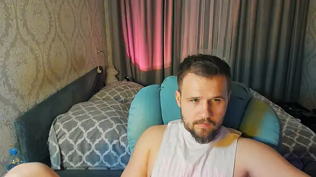 Vladik b online show from April 2026 05:24:02 PM