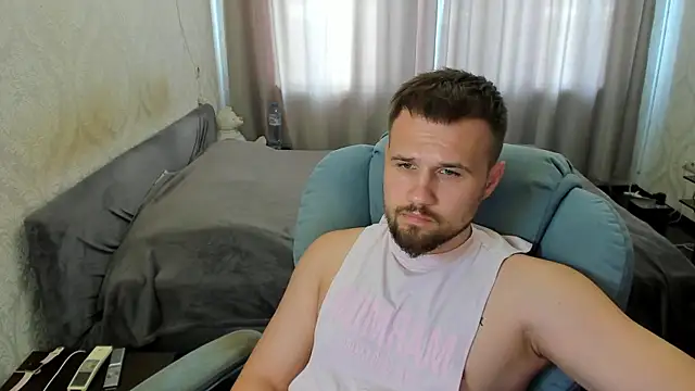 Snapshot of Vladik_b chatting on July 2026 07:25:02 AM Vladik b online show from July 2026 07:25:02 AM