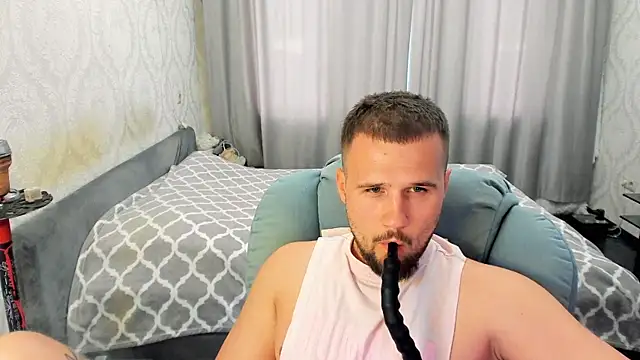 Snapshot of Vladik_b chatting on July 2026 04:09:01 PM Vladik b online show from July 2026 04:09:01 PM