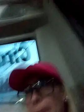 CandieGilson   online show from March 2026 11:04:02 AM