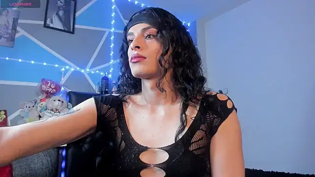 Meghan hott online show from March 2026 08:26:01 PM