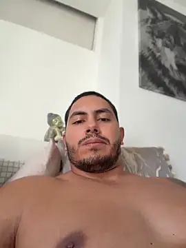 owen-pierces online show from June 2026 10:01:01 PM