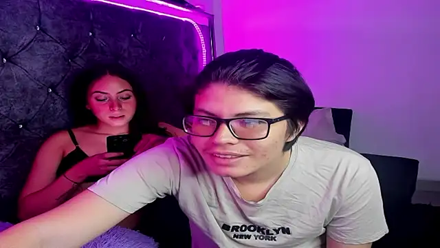 EmilyPacho  online show from November 2025 05:15:02 PM