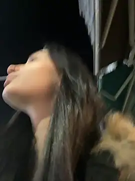 Snapshot of lunalovelee chatting on October 2025 01:44:02 PM lunalovelee online show from October 2025 01:44:02 PM