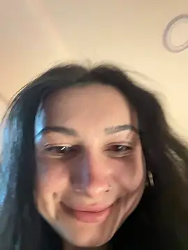 Snapshot of lunalovelee chatting on November 2025 01:35:02 PM lunalovelee online show from November 2025 01:35:02 PM