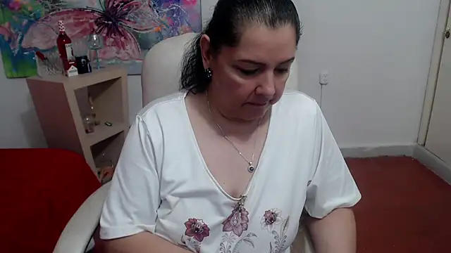 Snapshot of leonela_69 chatting on September 2025 03:33:02 AM leonela 69 online show from September 2025 03:33:02 AM