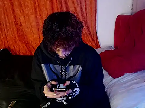 Alien Twink online show from September 2025 03:11:01 AM