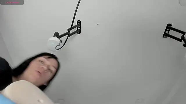 EmiliaRose  online show from March 2026 09:18:02 PM