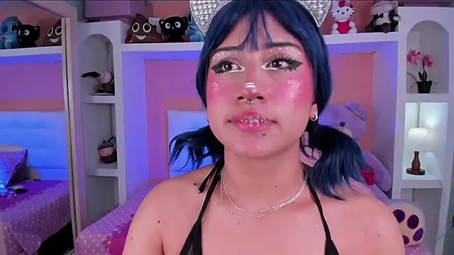 Snapshot of miss___megan chatting on November 2025 06:08:01 PM miss megan online show from November 2025 06:08:01 PM