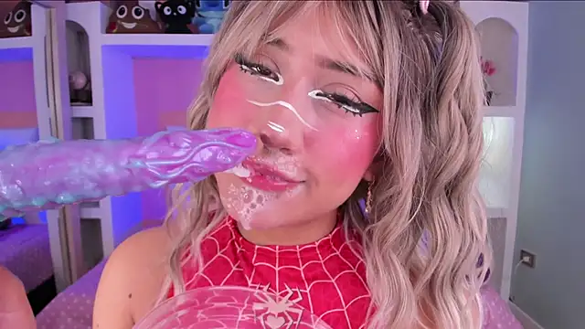 Snapshot of miss___megan chatting on November 2025 12:38:01 PM miss megan online show from November 2025 12:38:01 PM