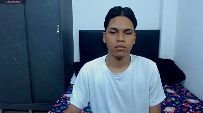 David Gil19 online show from March 2025 03:59:02 AM