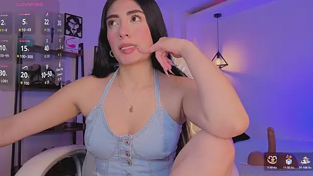 Snapshot of Miller_Vanessa_ chatting on November 2025 08:41:02 PM Miller Vanessa online show from November 2025 08:41:02 PM