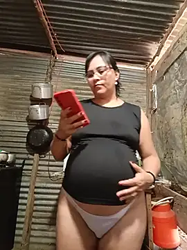 Snapshot of promiscuous-indecent-momm chatting on July 2026 08:48:02 PM promiscuous-indecent-momm online show from July 2026 08:48:02 PM