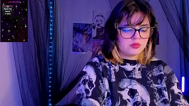 scarleth shadow online show from November 2025 12:11:02 AM