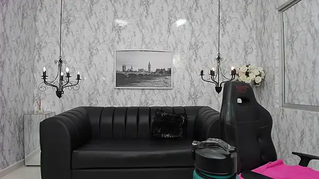 Layla palmer online show from February 2025 01:47:02 AM