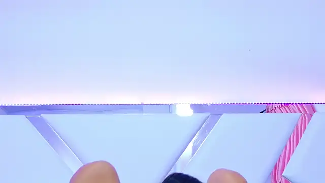 Snapshot of YesyHills chatting on March 2025 02:56:02 PM YesyHills online show from March 2025 02:56:02 PM