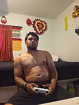 guajiro276565 online show from May 2026 11:13:01 PM