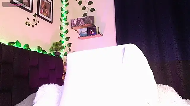 Snapshot of isaac-saenz chatting on March 2025 08:41:02 PM isaac-saenz online show from March 2025 08:41:02 PM