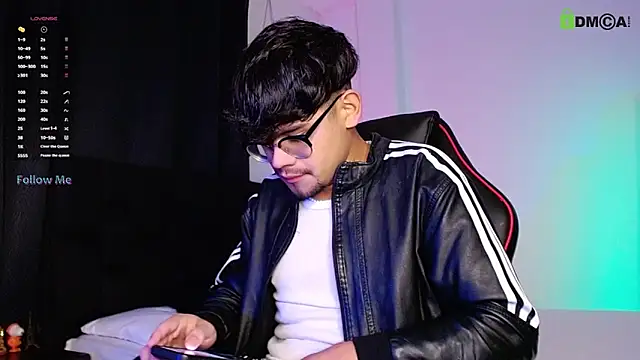 Snapshot of isaac-saenz chatting on October 2025 12:11:01 AM isaac-saenz online show from October 2025 12:11:01 AM