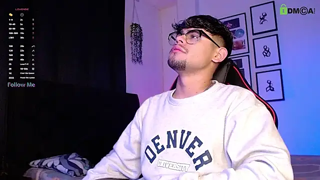 isaac-saenz online show from November 2025 09:46:02 PM