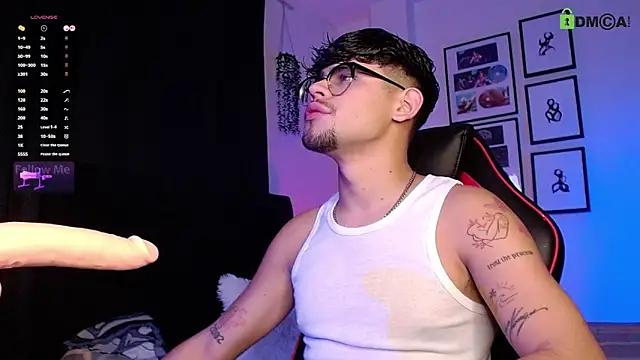 isaac-saenz online show from November 2025 09:14:02 PM