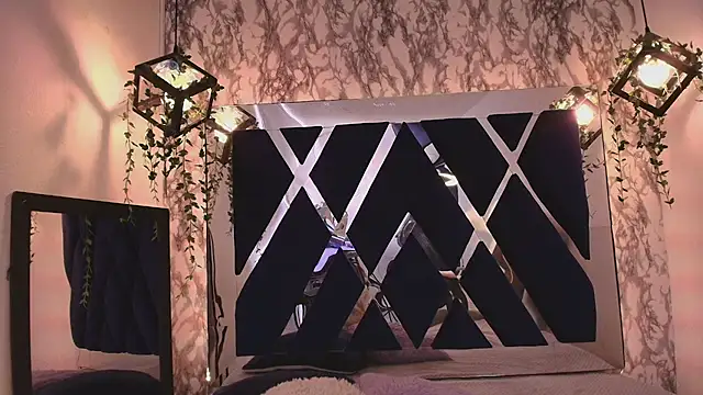 Snapshot of charlotte_bluee chatting on October 2025 06:32:01 PM charlotte bluee online show from October 2025 06:32:01 PM