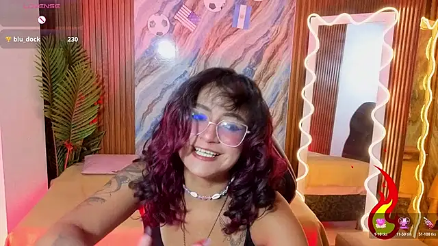 Snapshot of kristen_tay chatting on June 2026 02:45:02 AM kristen tay online show from June 2026 02:45:02 AM